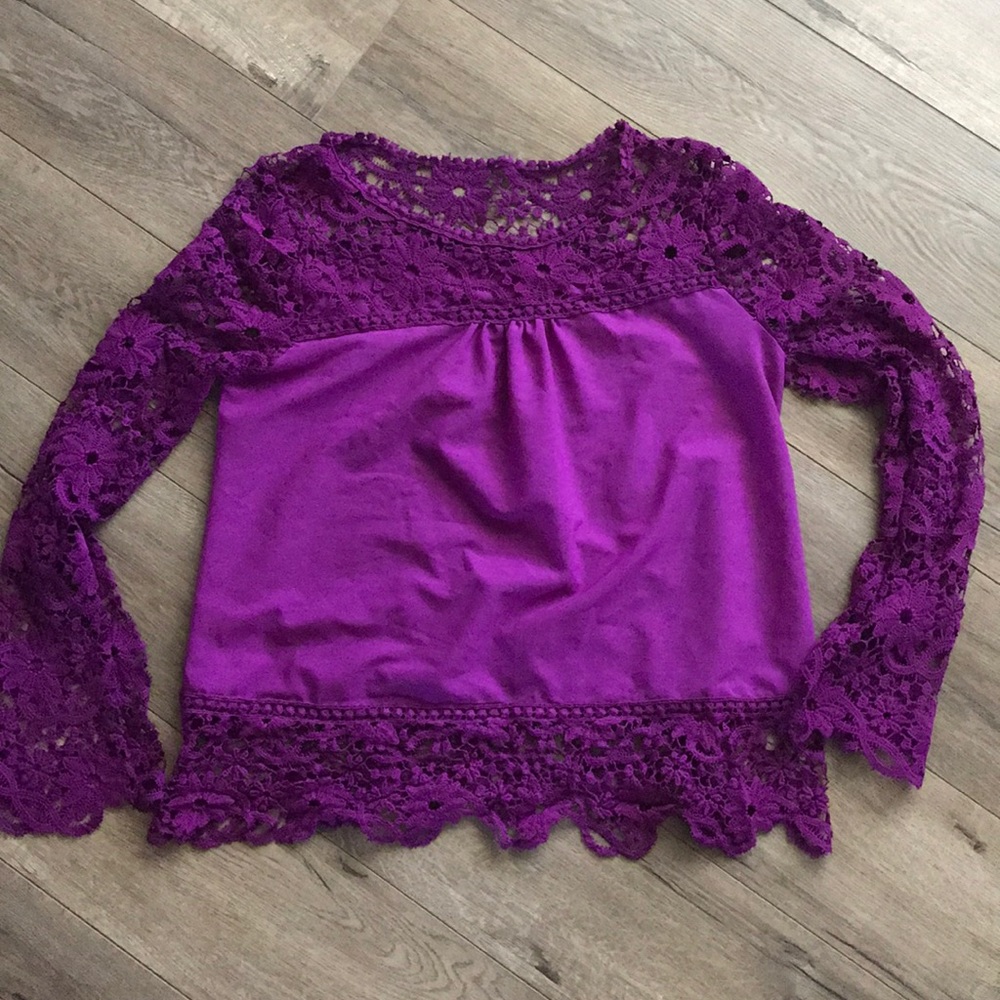 Like NEW warn once! Purple Lace Blouse size Large